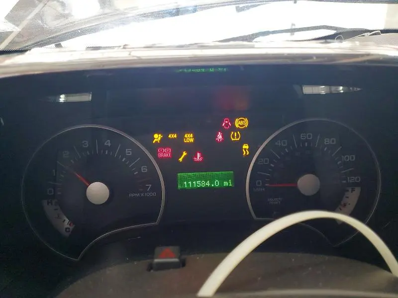 2010 FORD EXPLORER XLT  