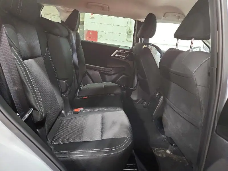 2024 MITSUBISHI OUTLANDER ES  