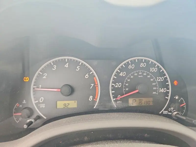 2010 TOYOTA COROLLA LE  