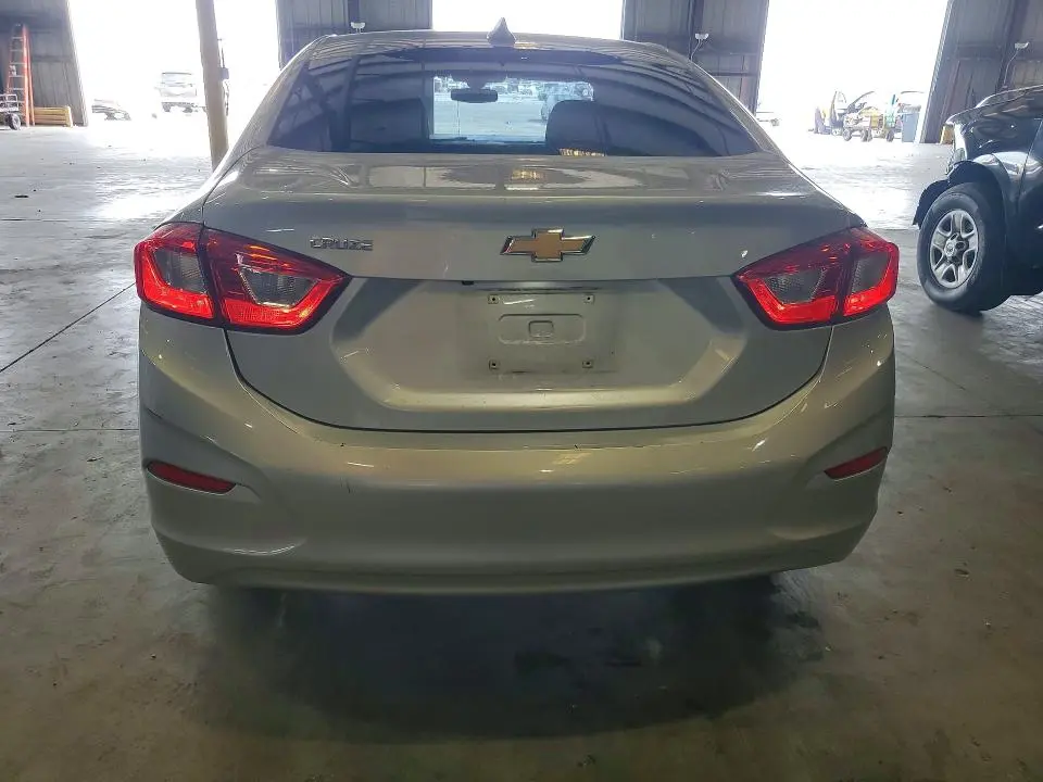 2018 CHEVROLET CRUZE LS  