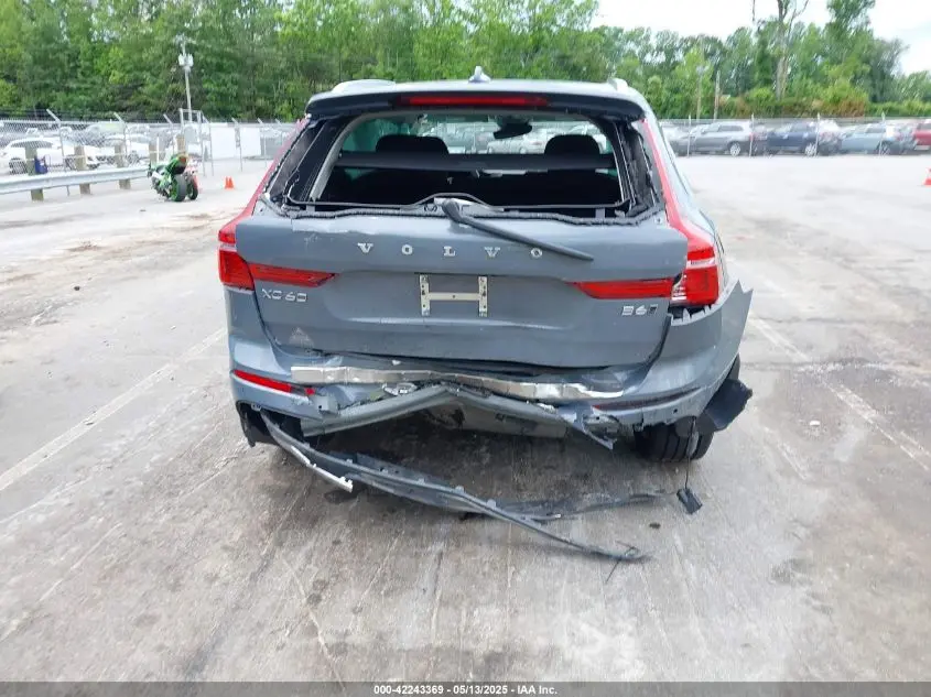 2022 VOLVO XC60 B6 INSCRIPTION