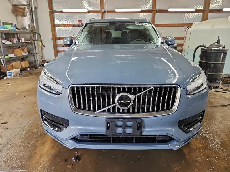 2020 VOLVO XC90 T5 MOMENTUM  