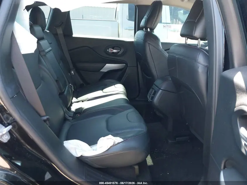 2018 JEEP CHEROKEE TRAILHAWK 4X4