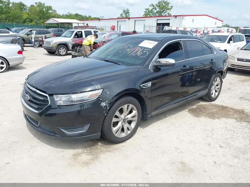 2013 FORD TAURUS LIMITED
