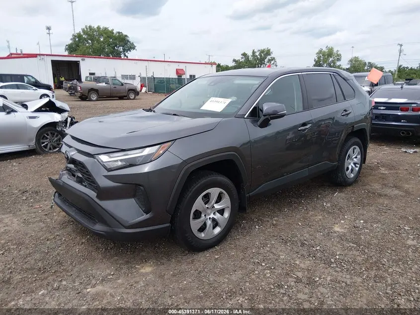 2023 TOYOTA RAV4 LE