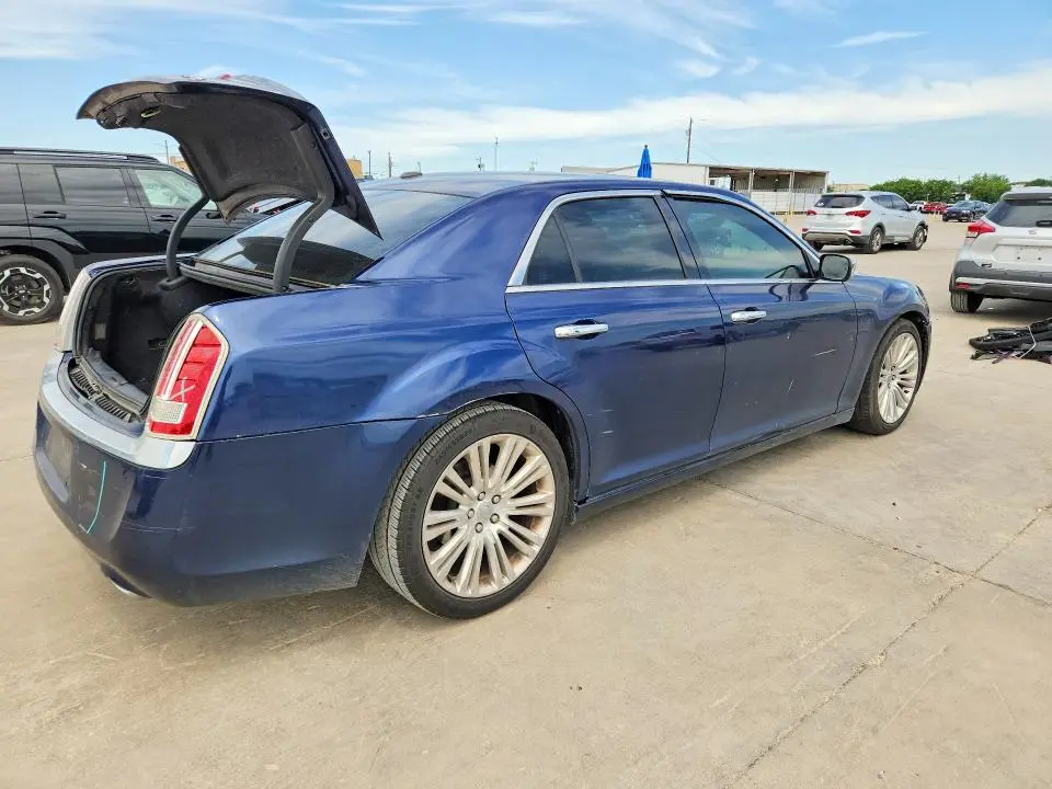 2014 CHRYSLER 300C   