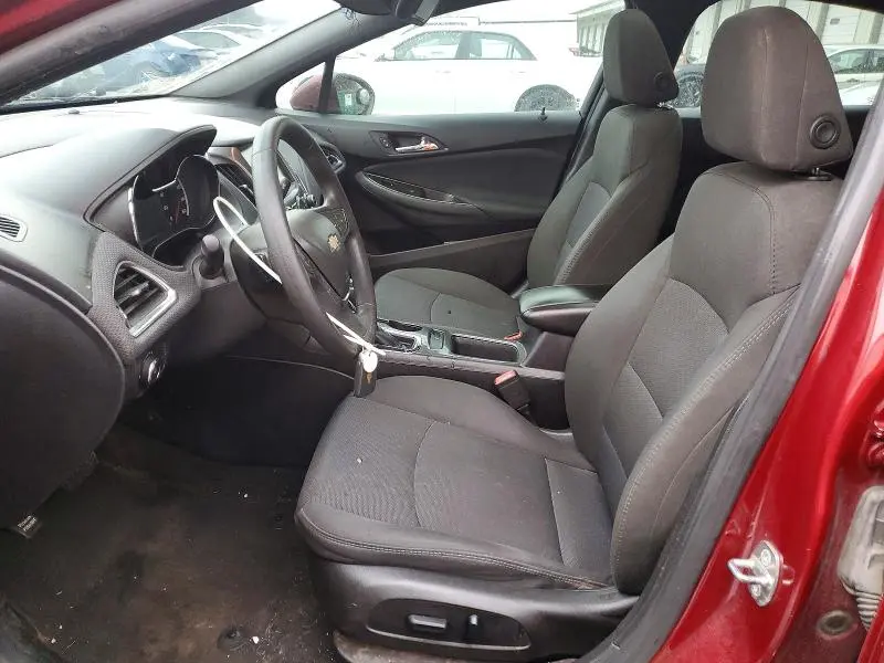 2017 CHEVROLET CRUZE LT  
