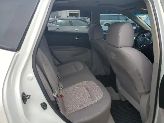 2013 NISSAN ROGUE S  