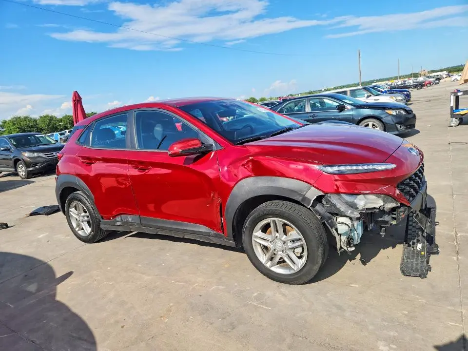 2023 HYUNDAI KONA SE  