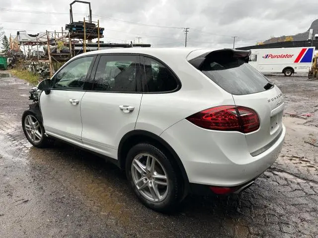 2013 PORSCHE CAYENNE   