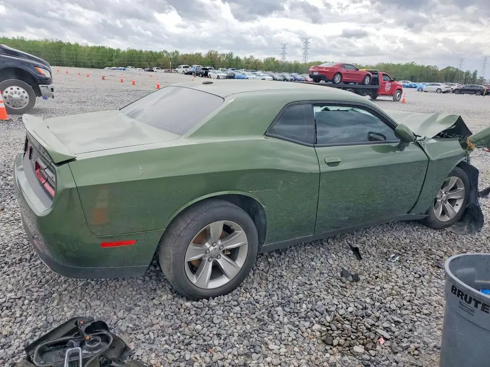 2021 DODGE CHALLENGER SXT  