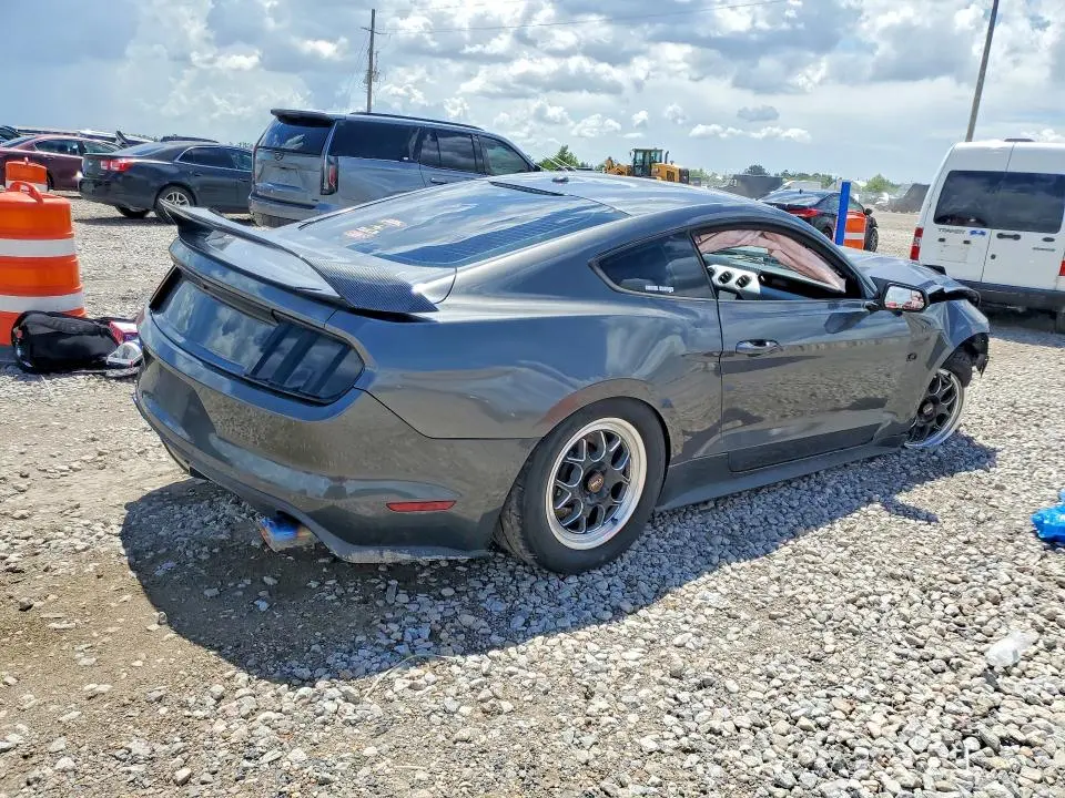 2017 FORD MUSTANG GT  