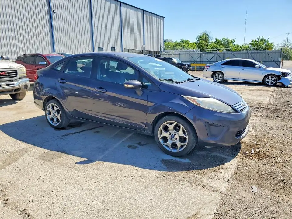 2013 FORD FIESTA SE  