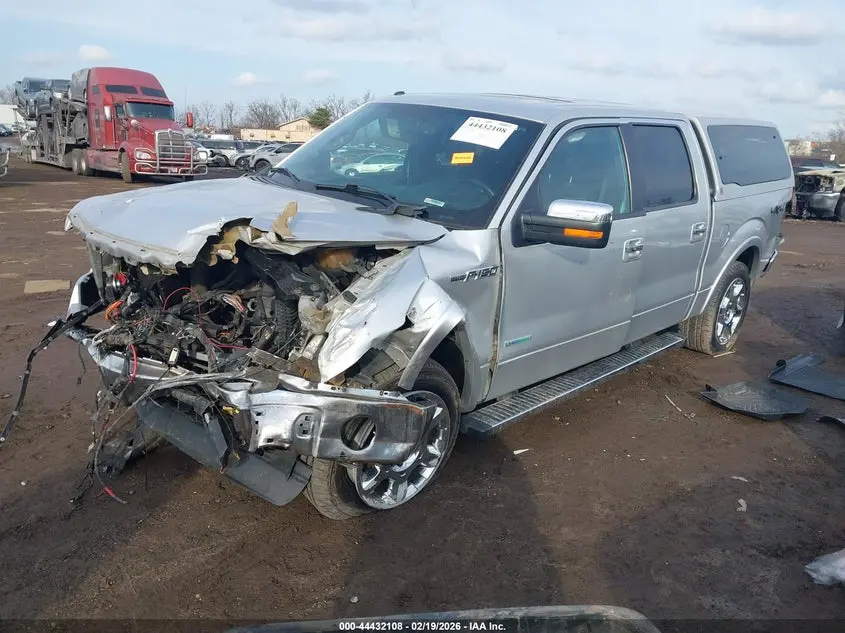 2013 FORD F-150 LARIAT