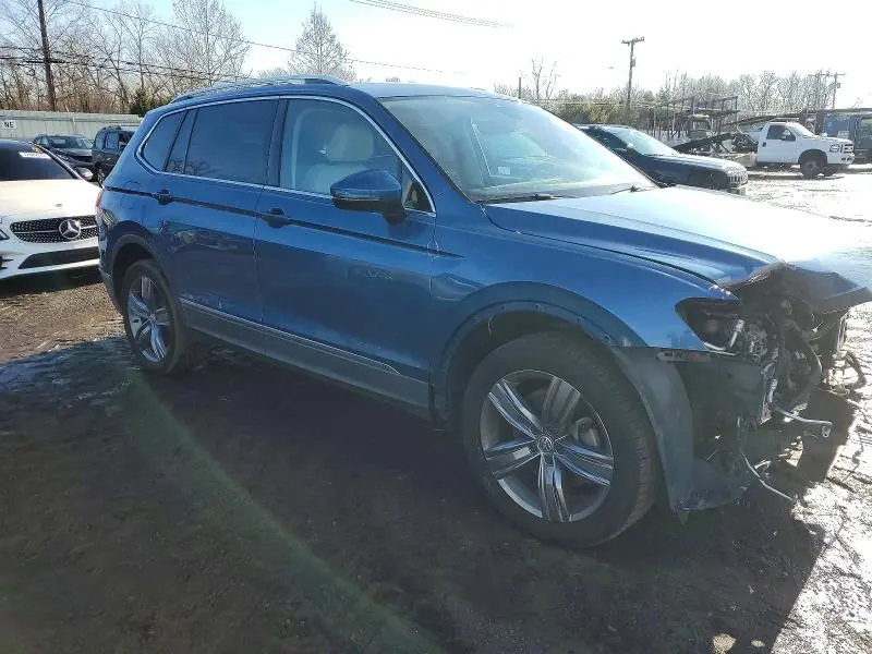 2020 VOLKSWAGEN TIGUAN SE  