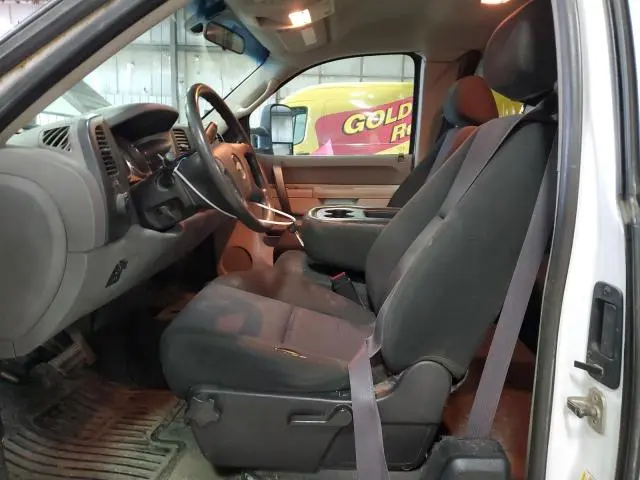 2011 CHEVROLET SILVERADO K2500 HEAVY DUTY