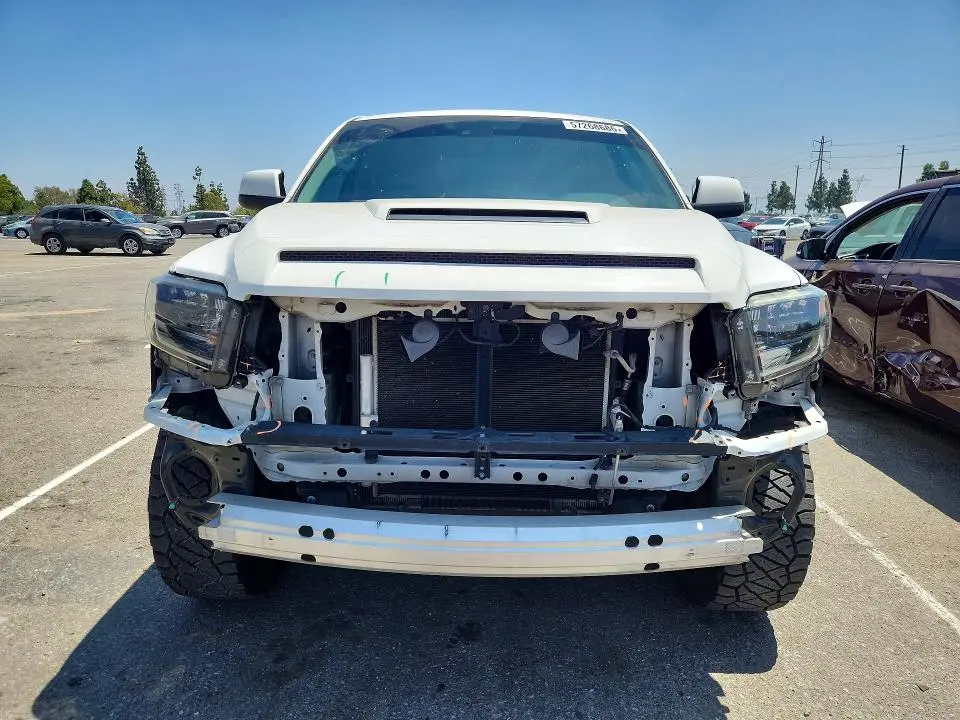 2021 TOYOTA TUNDRA CREWMAX SR5  