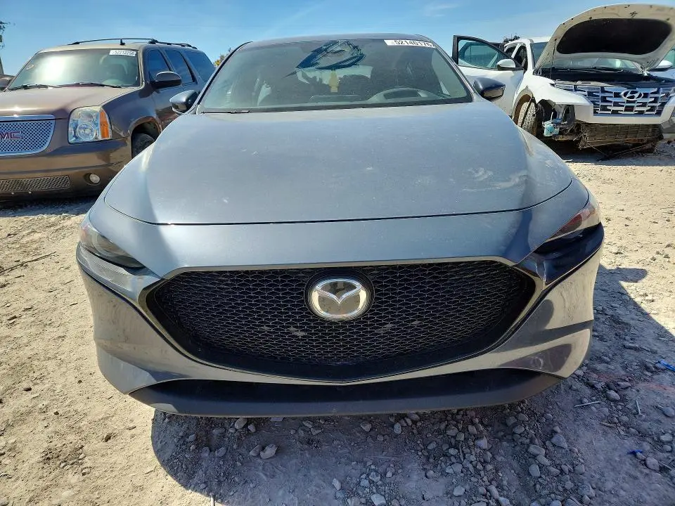 2022 MAZDA 3 PREMIUM  