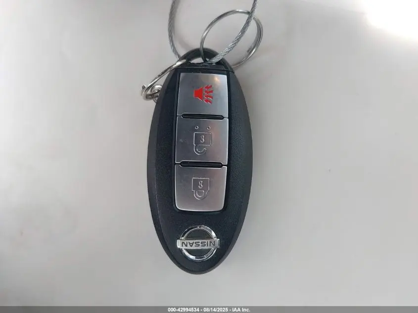 2016 NISSAN JUKE S