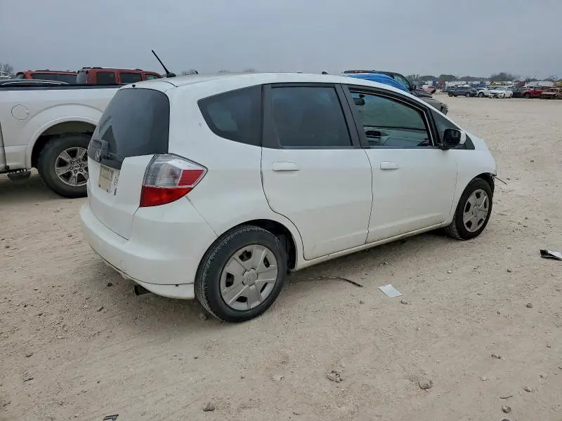 2013 HONDA FIT   