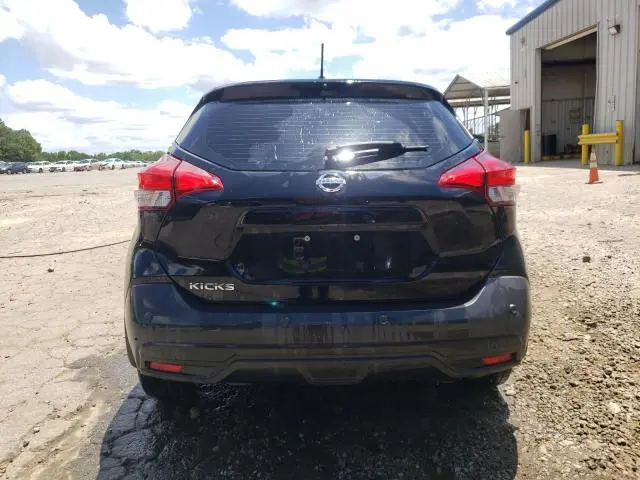 2020 NISSAN KICKS S  