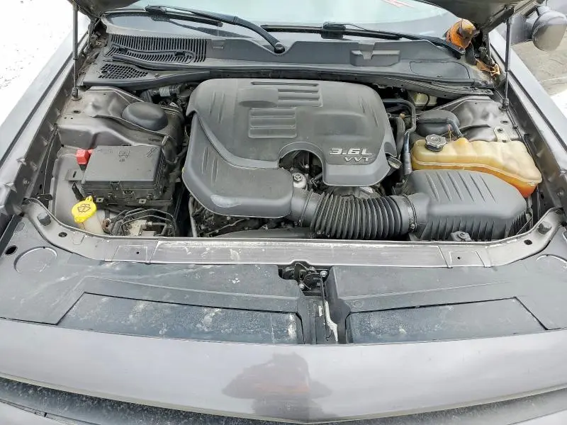 2016 DODGE CHALLENGER SXT  