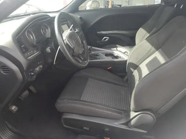 2016 DODGE CHALLENGER SXT  