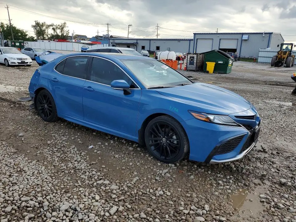 2024 TOYOTA CAMRY XSE  