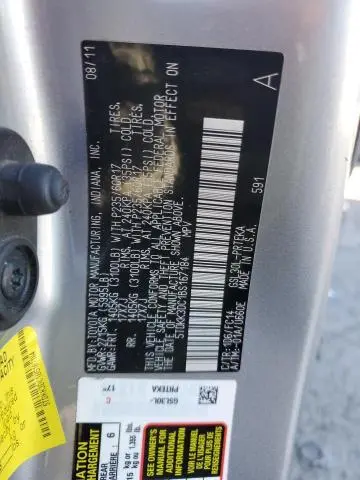 2011 TOYOTA SIENNA LE  