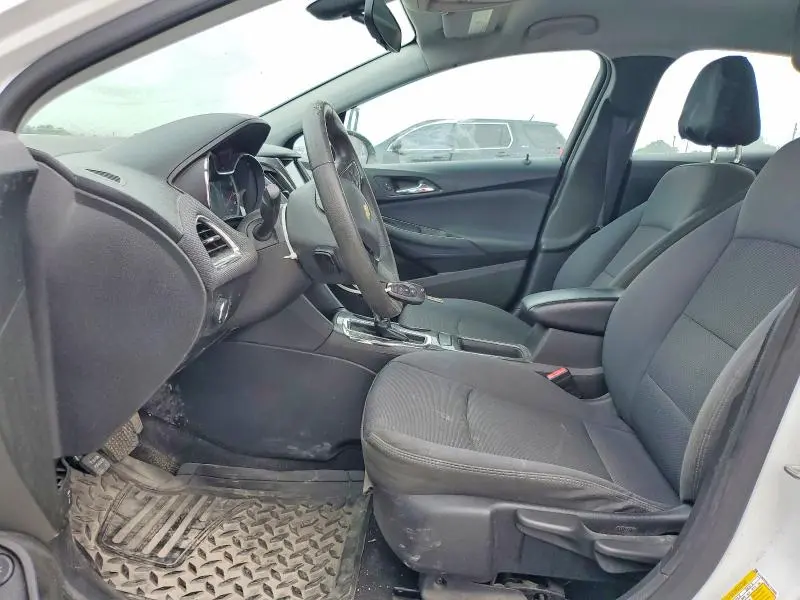 2019 CHEVROLET CRUZE LT  