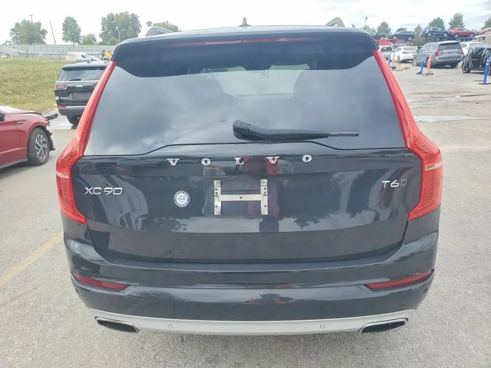 2016 VOLVO XC90 T6  