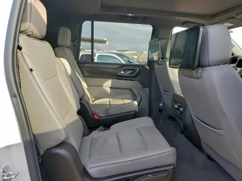 2023 GMC YUKON XL K1500 SLT  