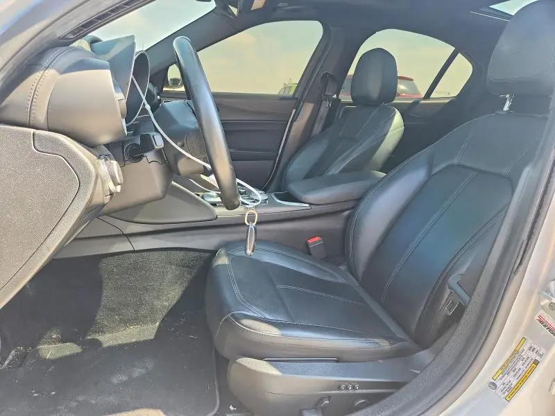 2022 ALFA ROMEO GIULIA SUPER  