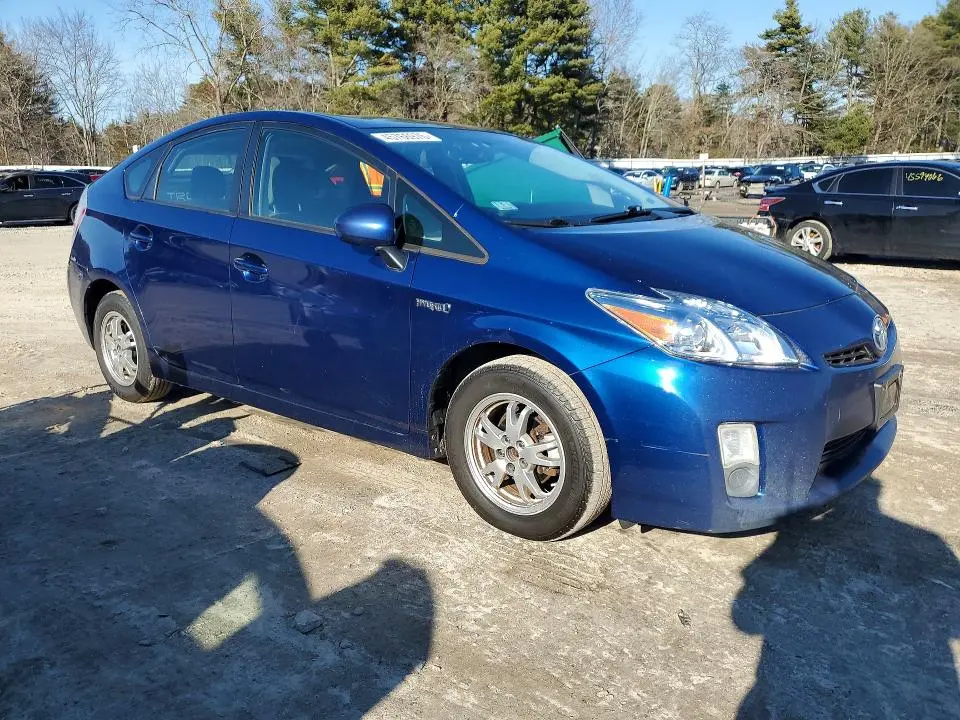 2011 TOYOTA PRIUS TWO  