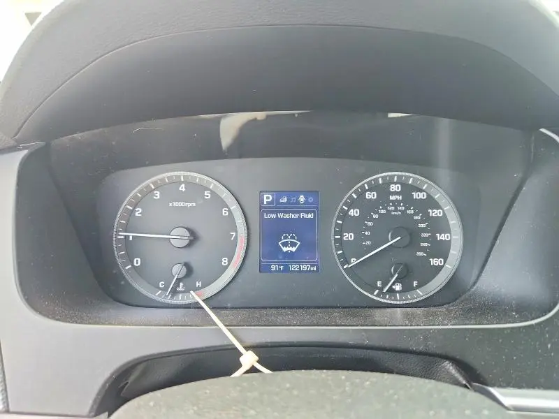 2017 HYUNDAI SONATA SE  