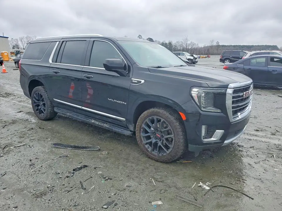 2023 GMC YUKON XL K1500 SLT  