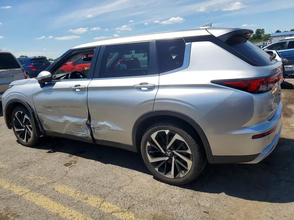 2022 MITSUBISHI OUTLANDER SE  