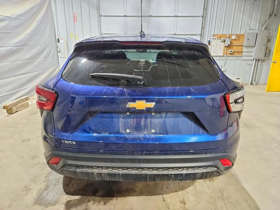 2024 CHEVROLET TRAX LS  