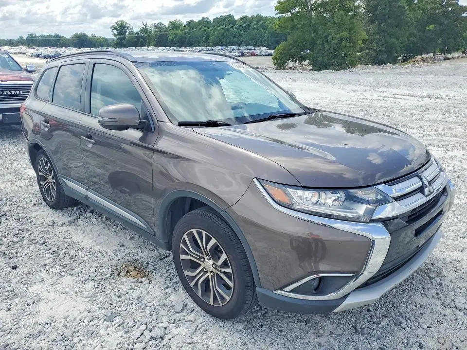 2016 MITSUBISHI OUTLANDER SE  