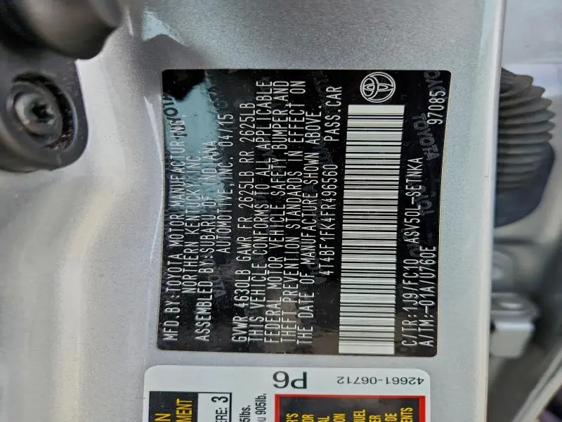 2015 TOYOTA CAMRY LE  