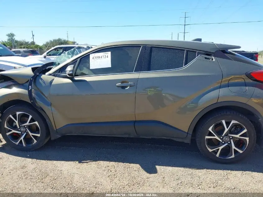 2021 TOYOTA C-HR LIMITED