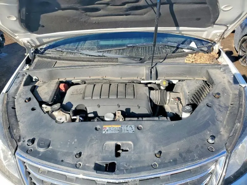 2013 CHEVROLET TRAVERSE LT  