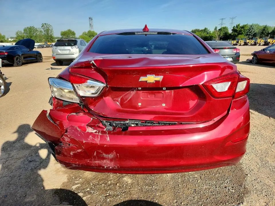2018 CHEVROLET CRUZE LT  