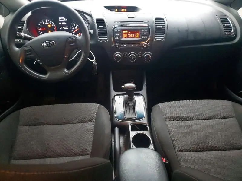 2017 KIA FORTE LX  