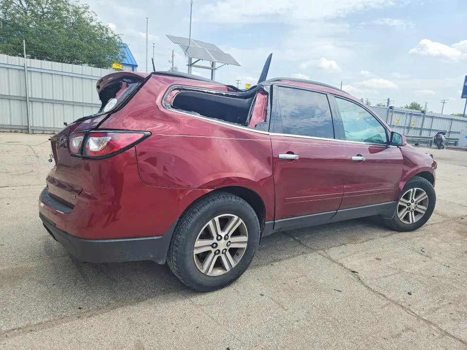 2017 CHEVROLET TRAVERSE LT  