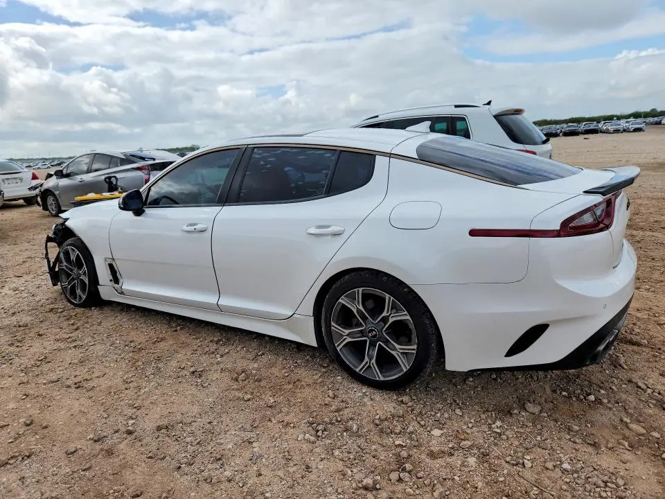 2020 KIA STINGER GT-LINE  