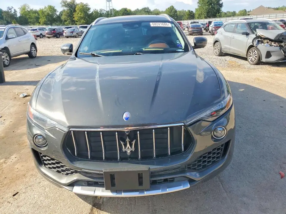 2017 MASERATI LEVANTE S LUXURY  