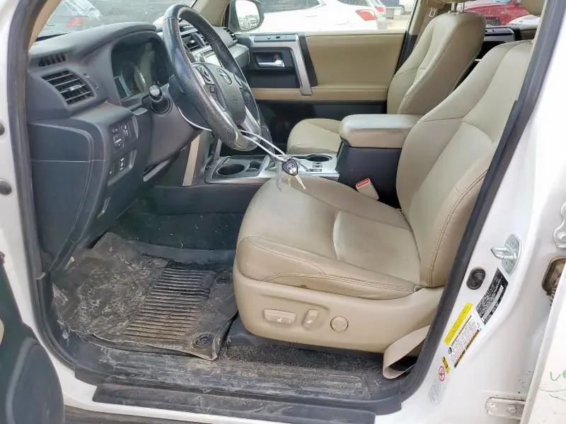 2016 TOYOTA 4RUNNER SR5  