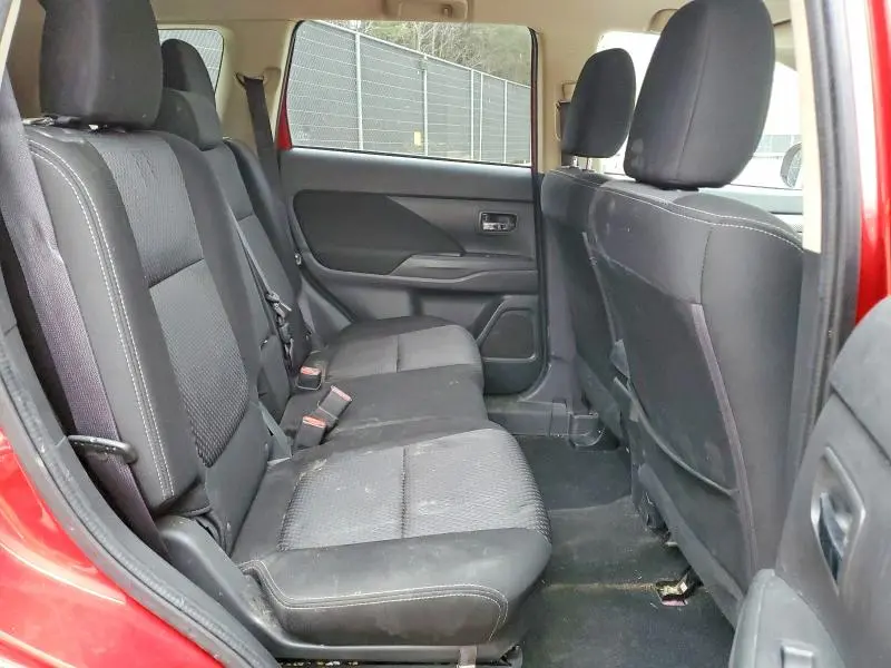 2017 MITSUBISHI OUTLANDER ES  