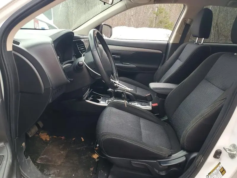 2018 MITSUBISHI OUTLANDER ES  